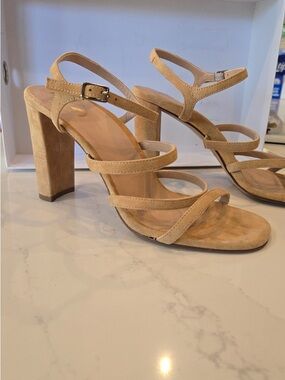 Inez Sasha Suede Leather Strappy Block Heel Sandals in Camel Suede